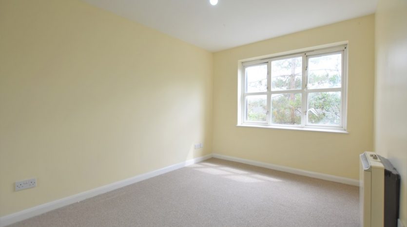2 Bedroom  To Rent in Lavender Place, Ilford, IG1 