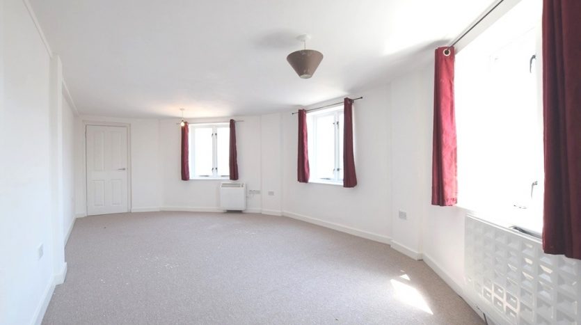 1 Bedroom  To Rent in South Street, Romford, RM1 