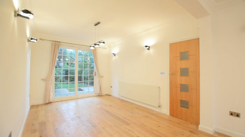 3 Bedroom  For Sale in Rushden Gardens, Barkingside, IG5 