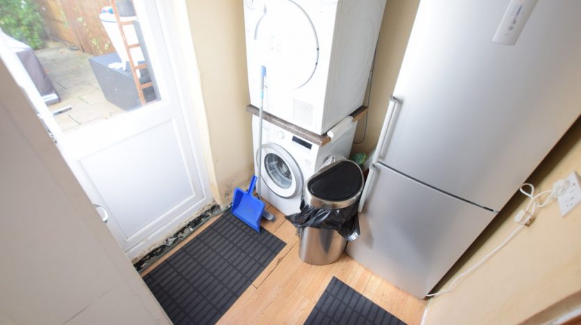 3 Bedroom  For Sale in Rushden Gardens, Barkingside, IG5 