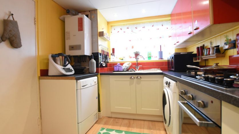 2 Bedroom  For Sale in Padnall Road, Essex, RM6 