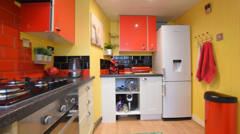 2 Bedroom  For Sale in Padnall Road, Essex, RM6 