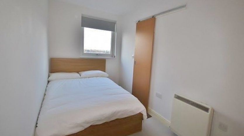 1 Bedroom  To Rent in Eastern Avenue, Ilford, IG2 