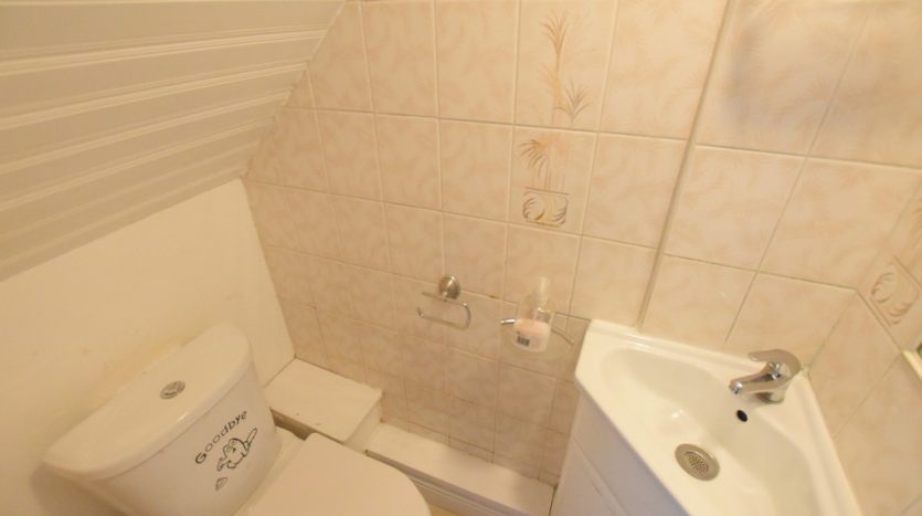 4 Bedroom  To Rent in Coventry Road, Ilford, IG1 