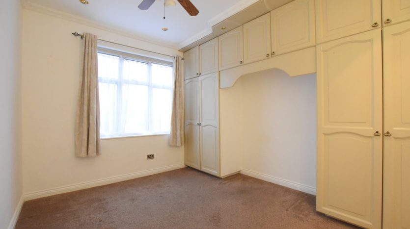 4 Bedroom  To Rent in Coventry Road, Ilford, IG1 