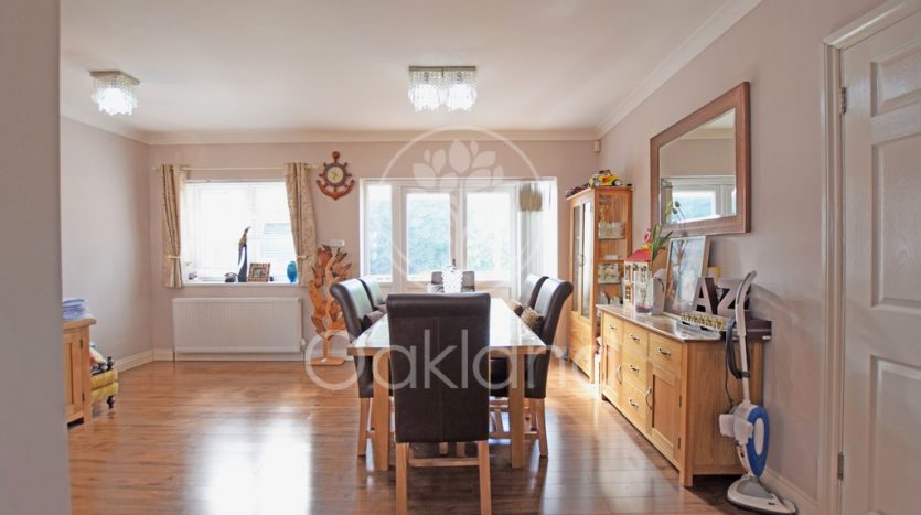 5 Bedroom  To Rent in Eastern Avenue, Essex, IG2 