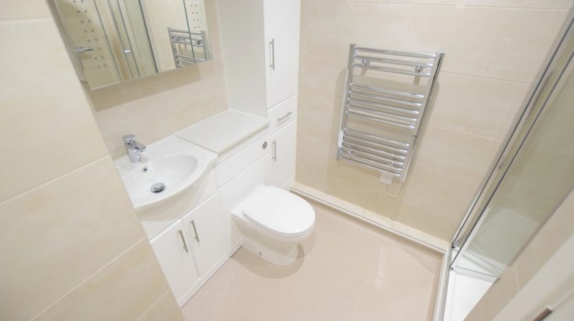 2 Bedroom  To Rent in Postway Mews, Ilford, IG1 