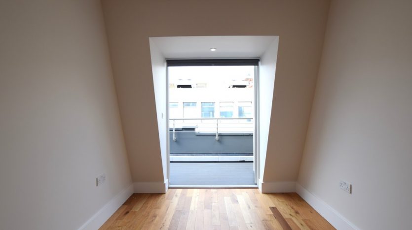 2 Bedroom  To Rent in Postway Mews, Ilford, IG1 