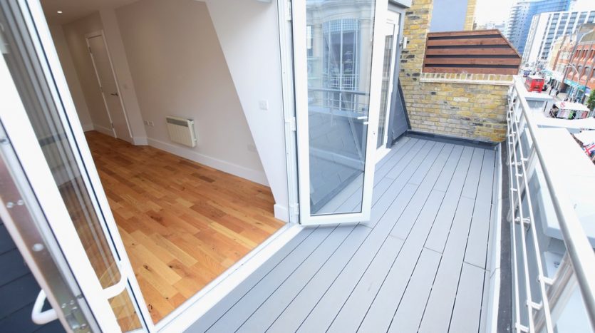 2 Bedroom  To Rent in Postway Mews, Ilford, IG1 