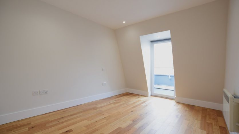 2 Bedroom  To Rent in Postway Mews, Ilford, IG1 