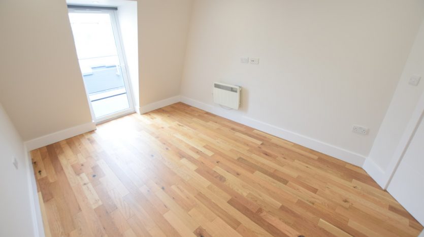 2 Bedroom  To Rent in Postway Mews, Ilford, IG1 