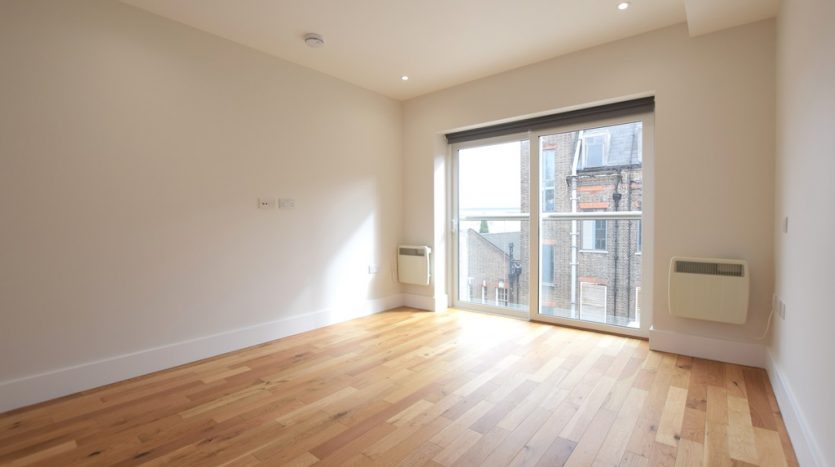 2 Bedroom  To Rent in Postway Mews, Ilford, IG1 