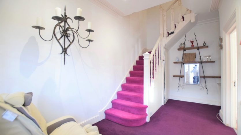 4 Bedroom  To Rent in Coventry Road, Ilford, IG1 