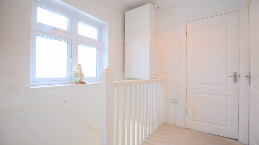 3 Bedroom  To Rent in Trehearn Road, Hainault, IG6 