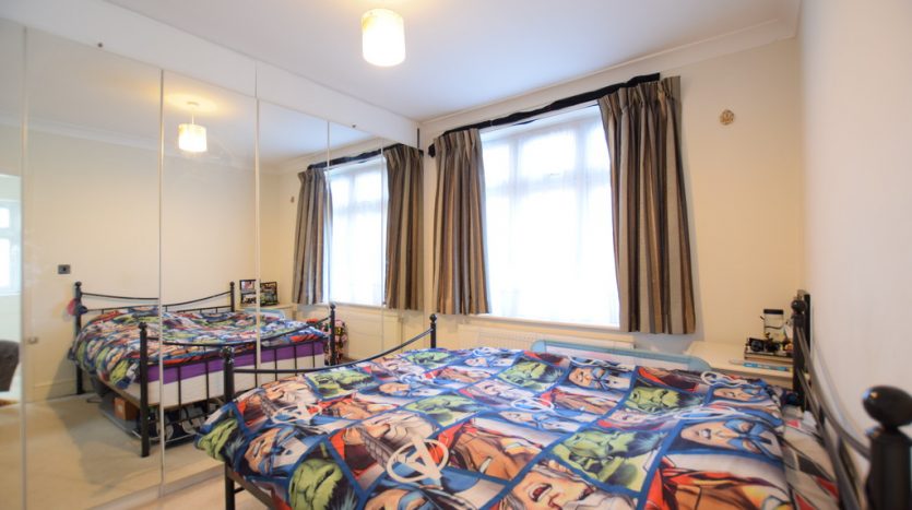 3 Bedroom  To Rent in Trehearn Road, Hainault, IG6 