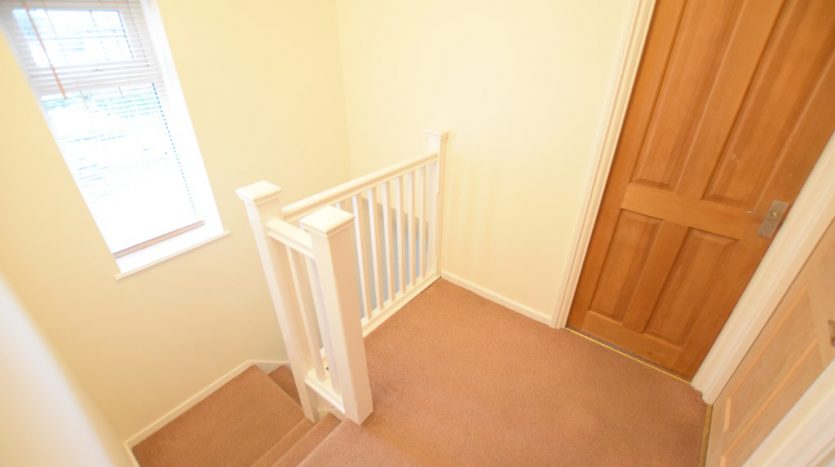 3 Bedroom  To Rent in Naseby Road, Barkingside, IG5 