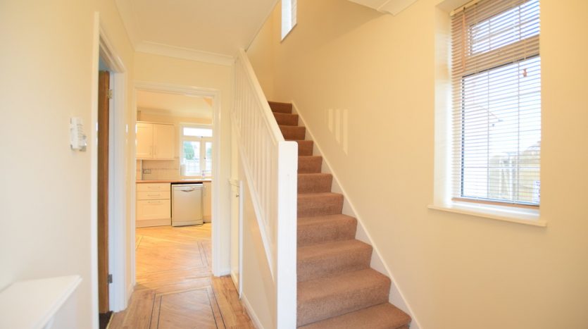3 Bedroom  To Rent in Naseby Road, Barkingside, IG5 