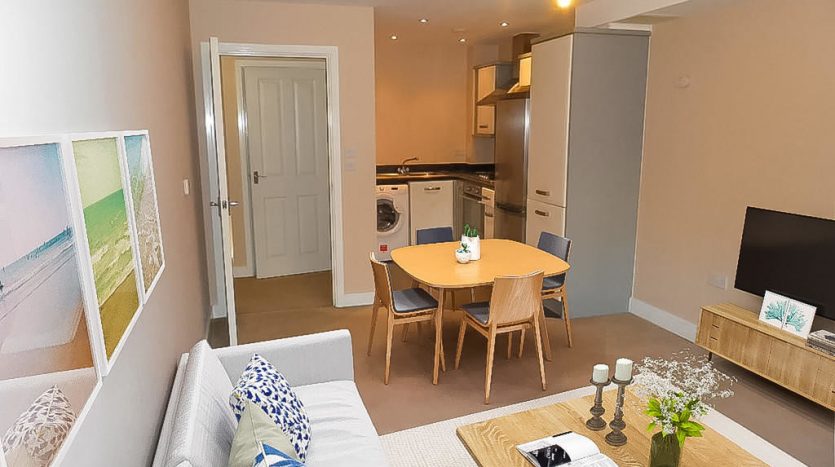 1 Bedroom  To Rent in Bramley Crescent, Ilford, IG2 