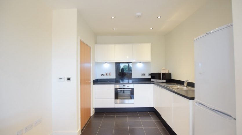 2 Bedroom  To Rent in Clarence Avenue, Ilford, IG2 