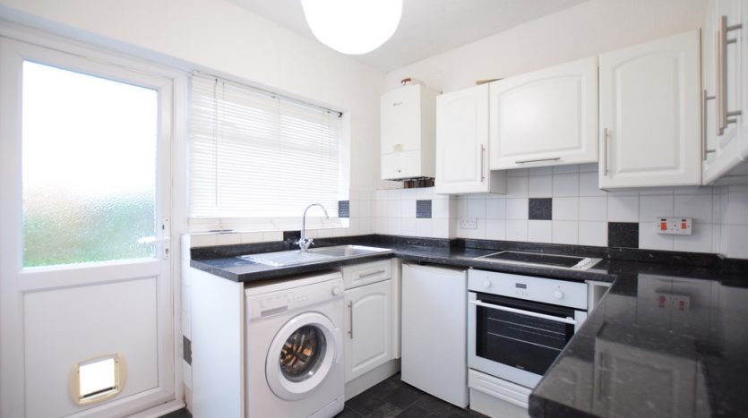 2 Bedroom  To Rent in Milbrook Gardens, Romford, RM6 