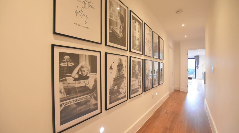 2 Bedroom  To Rent in Impact House 181-185 High Road, Chigwell, IG7 