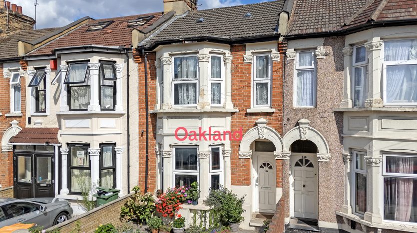 2 Bedroom  To Rent in 136b Sheringham Avenue, London, E12 