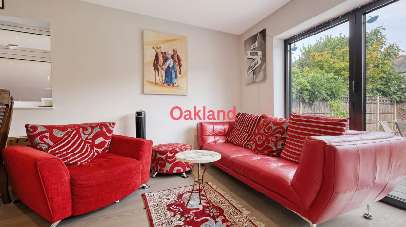 4 Bedroom End of Terrace House To Rent in Bagshot Road, Enfield, EN1 