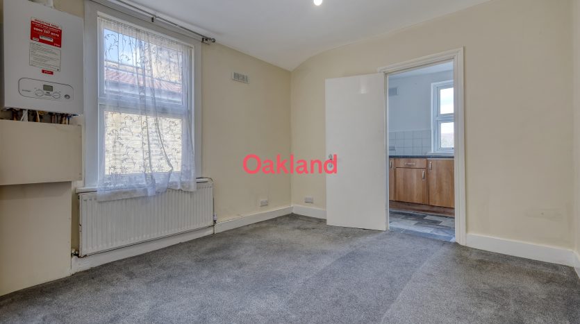 2 Bedroom  To Rent in 136b Sheringham Avenue, London, E12 