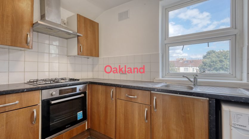 2 Bedroom  To Rent in 136b Sheringham Avenue, London, E12 