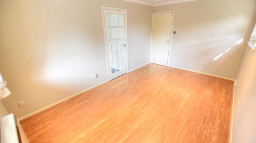 1 Bedroom  To Rent in Blacksmiths Close, Romford, RM6 