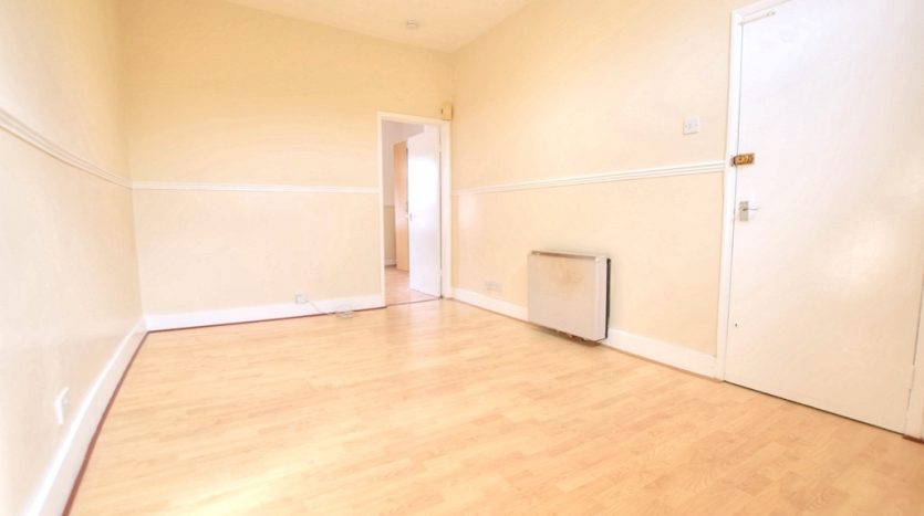 1 Bedroom Flat To Rent in 189a Well Street, London, E9 6