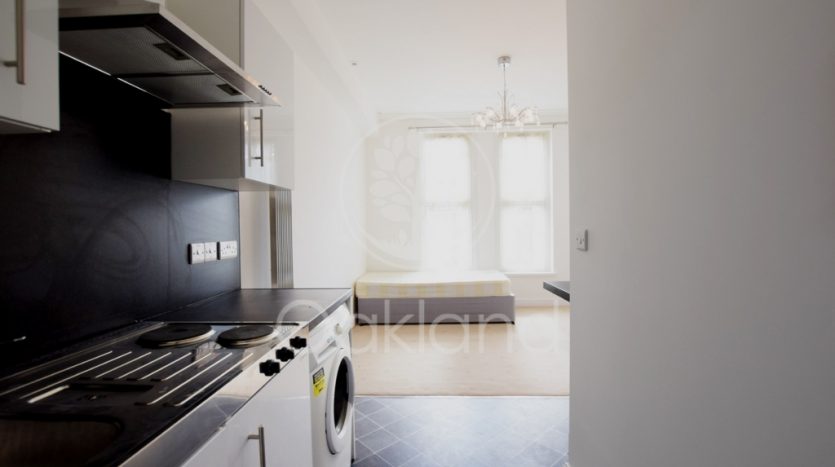 1 Bedroom  To Rent in Studio 5 22 Ashgrove Road, Goodmayes, IG3 