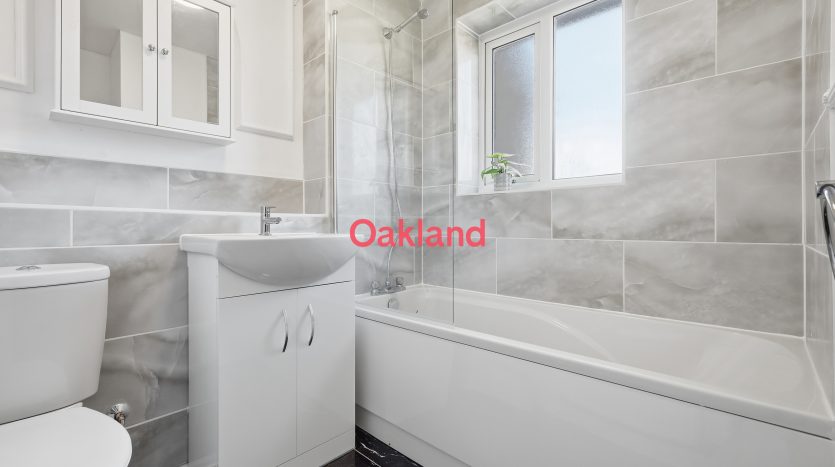 1 Bedroom  To Rent in Asquith Close, Dagenham, RM8 