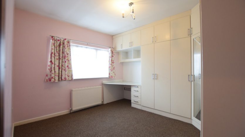3 Bedroom  To Rent in Cranley Drive, Ilford, IG2 