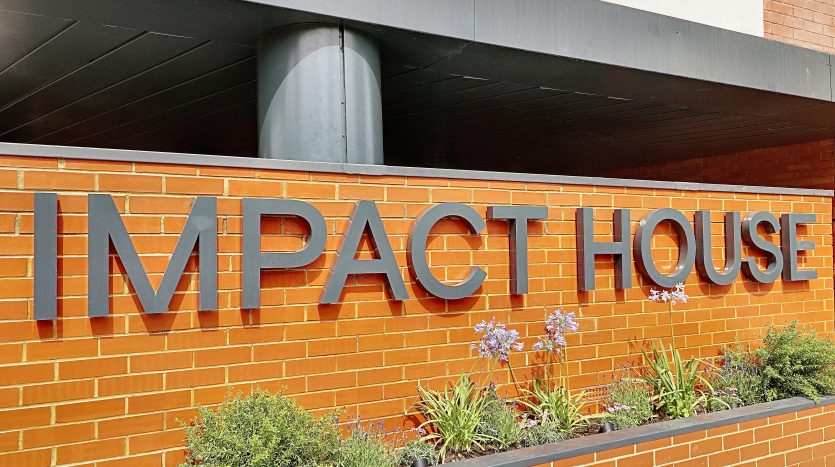 3 Bedroom Flat For Sale in Impact House 181-185 High Road, Chigwell, IG7 