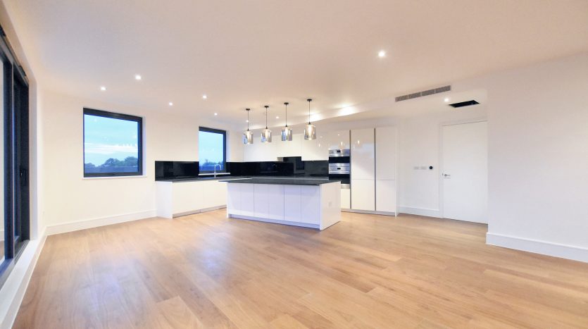 3 Bedroom Flat For Sale in Impact House 181-185 High Road, Chigwell, IG7 