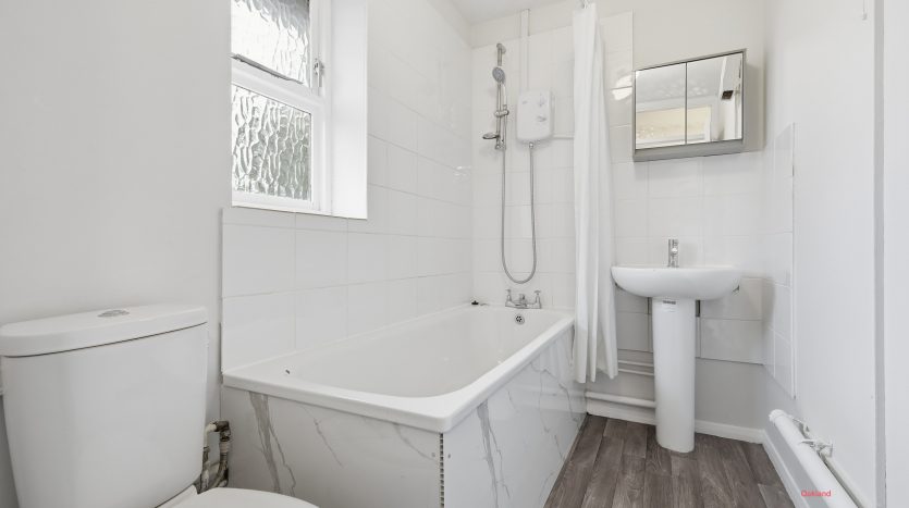 1 Bedroom  To Rent in Arnold Place, Tilbury, RM18