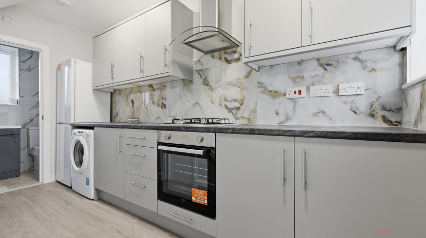 3 Bedroom Terraced House To Rent in Shelley Place, Tilbury, RM18