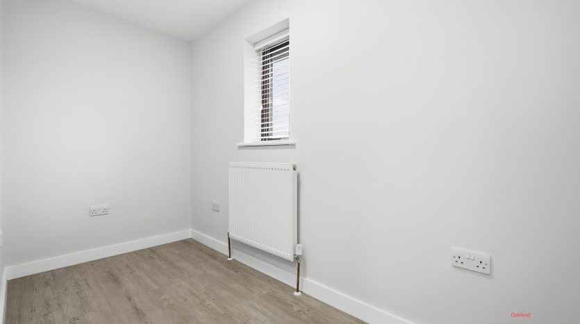 3 Bedroom Terraced House To Rent in Shelley Place, Tilbury, RM18