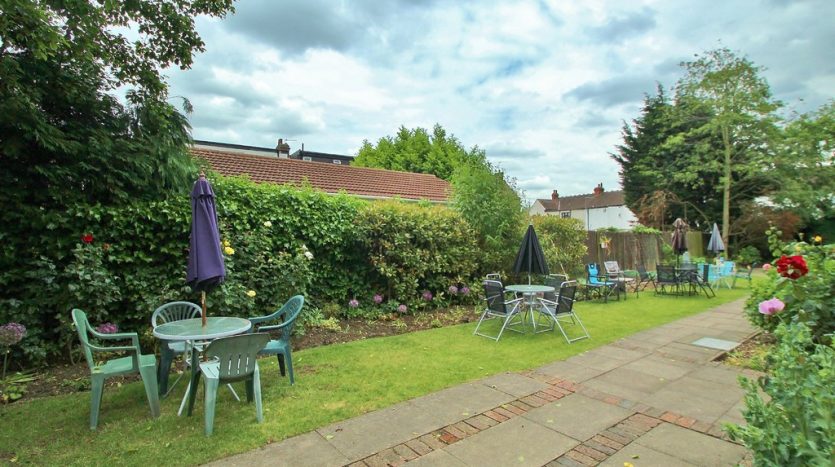 2 Bedroom  To Rent in Flat 63, Ilford, IG4 