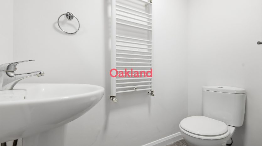 4 Bedroom Semi-Detached House To Rent in 85a Netley Road, Ilford, IG2 