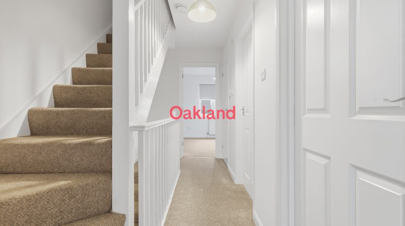 4 Bedroom Semi-Detached House To Rent in 85a Netley Road, Ilford, IG2 