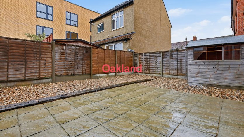 4 Bedroom Semi-Detached House To Rent in 85a Netley Road, Ilford, IG2 