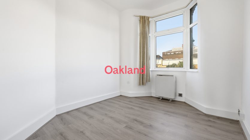 1 Bedroom  To Rent in 187a Well Street, London, E9 6