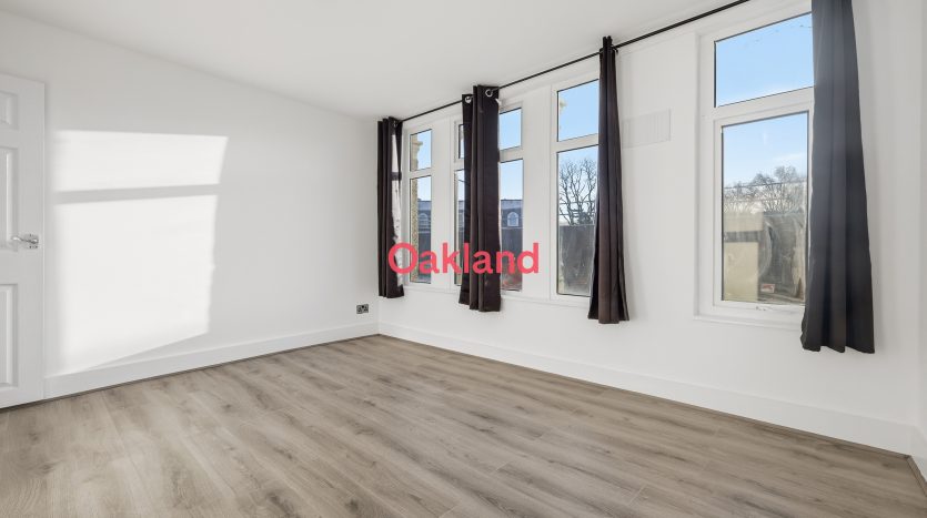 1 Bedroom  To Rent in 187a Well Street, London, E9 6