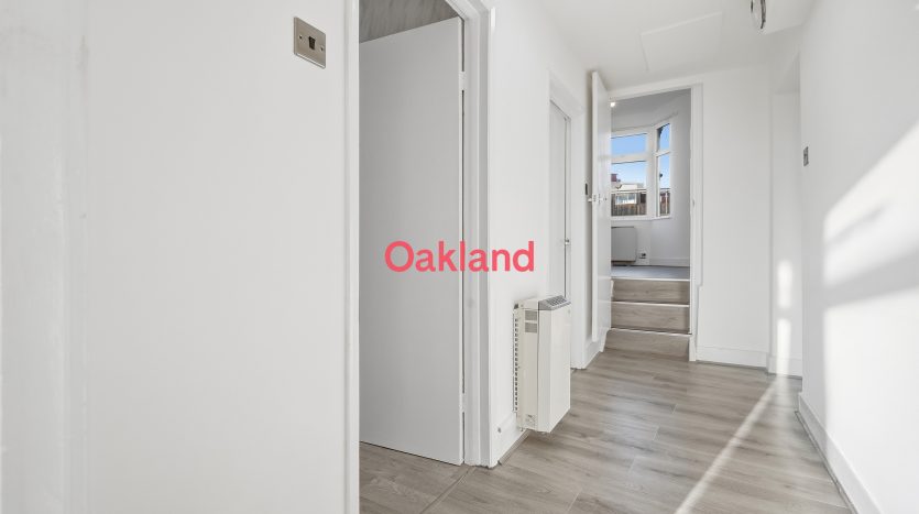 1 Bedroom  To Rent in 187a Well Street, London, E9 6