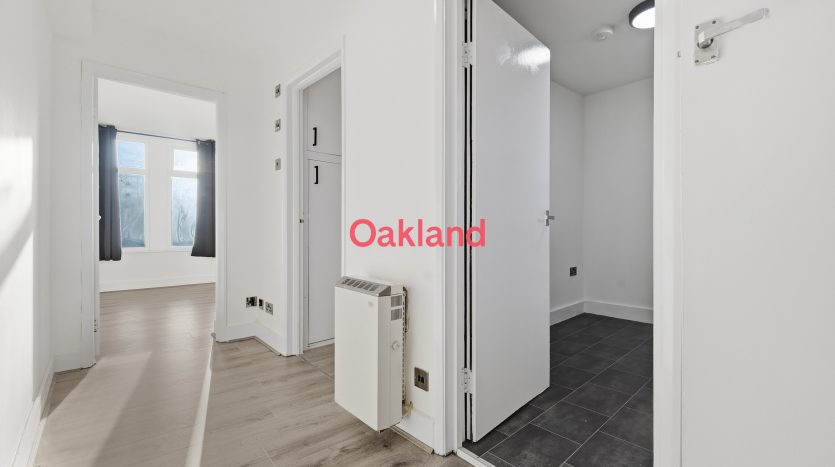 1 Bedroom  To Rent in 187a Well Street, London, E9 6