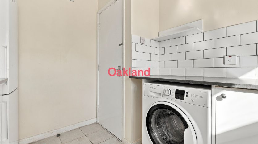 2 Bedroom  For Sale in Lavender Place, Ilford, IG1 