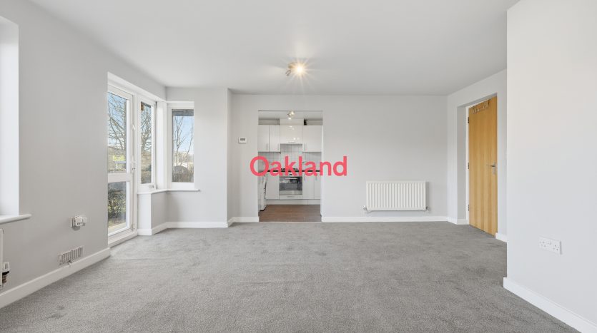 2 Bedroom  For Sale in Hawkesbury Close, Ilford, IG6 