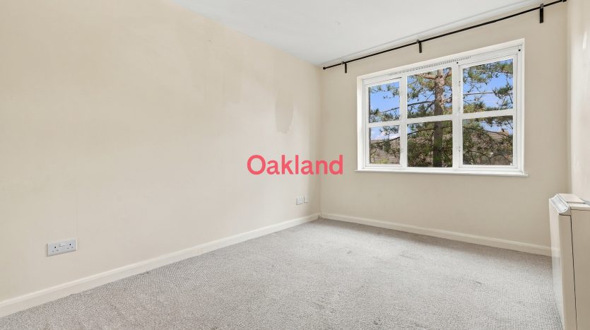2 Bedroom  For Sale in Lavender Place, Ilford, IG1 
